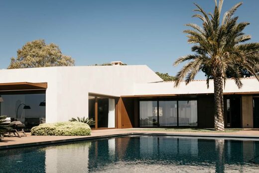 Villa O