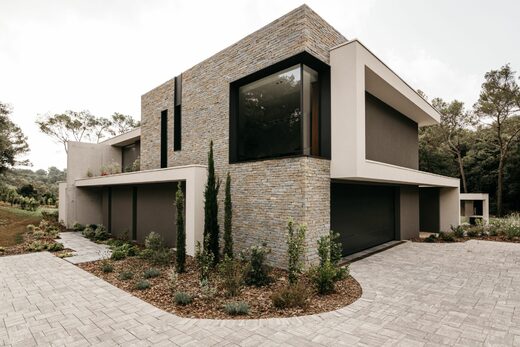Villa V.