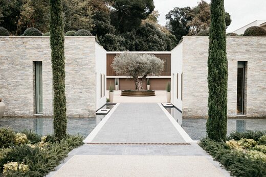 Villa P.