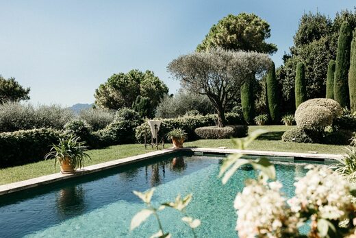 Villa D.