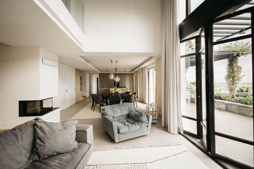 Villa B