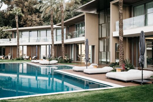 Architecte pour la conception d&#8217;une villa moderne à Cannes